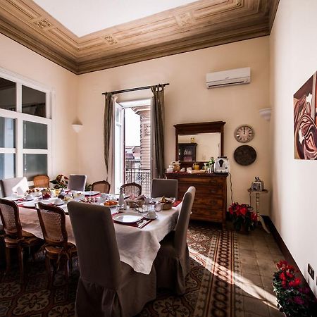 B&B Novecento ปาแลร์โม ภายนอก รูปภาพ