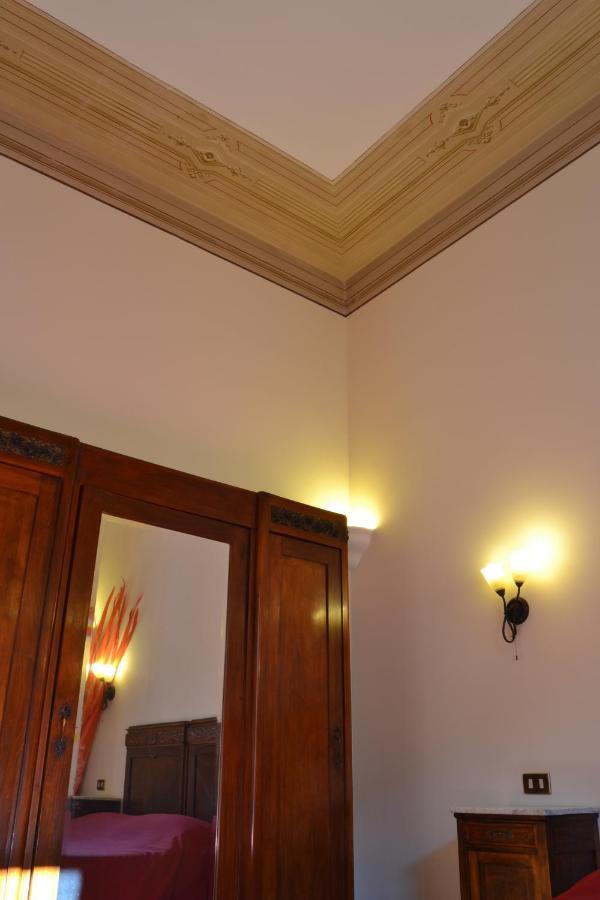 B&B Novecento ปาแลร์โม ห้อง รูปภาพ