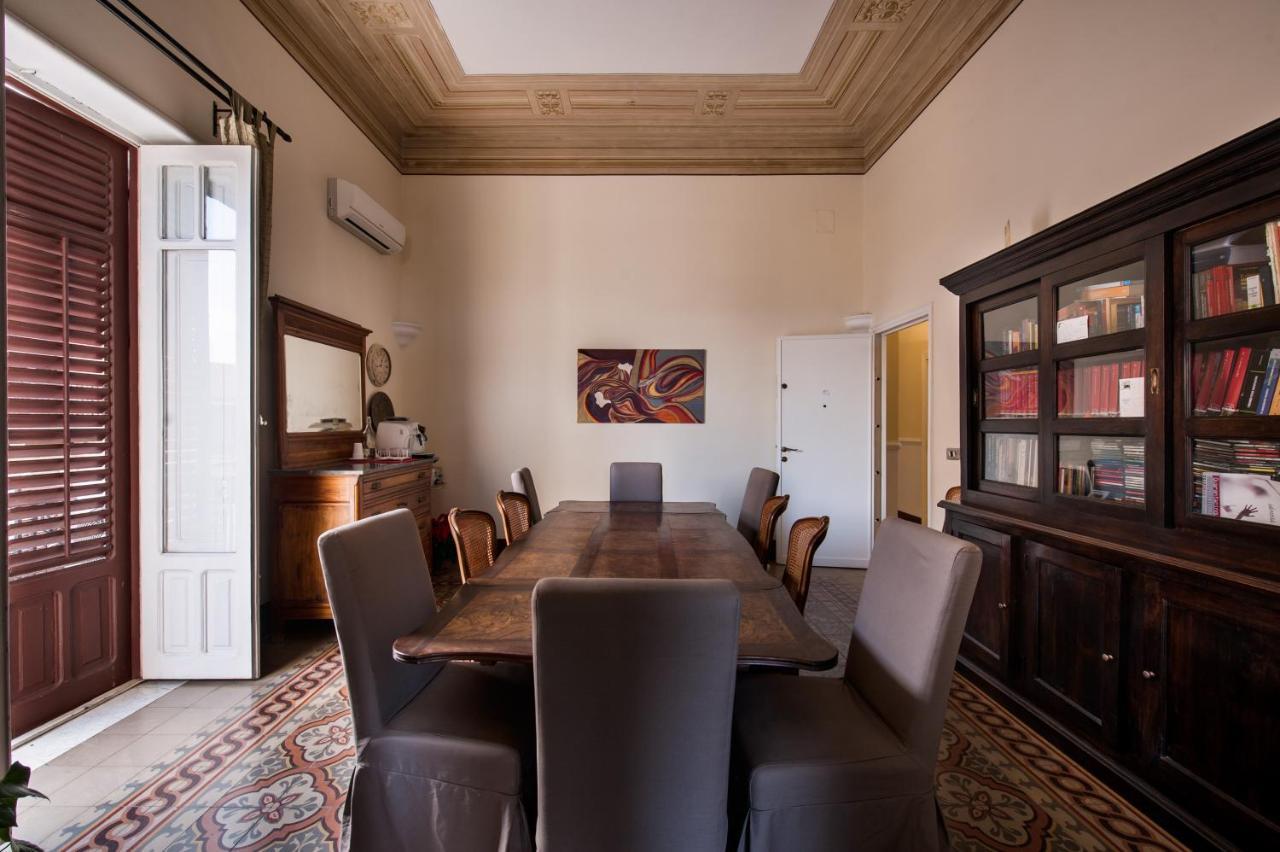 B&B Novecento ปาแลร์โม ภายนอก รูปภาพ